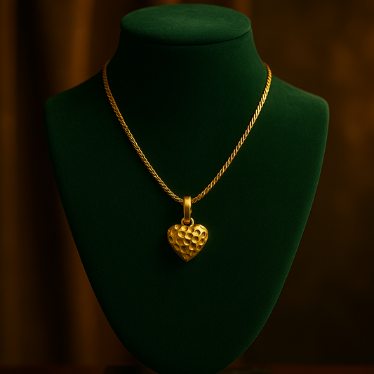 Amora Dot