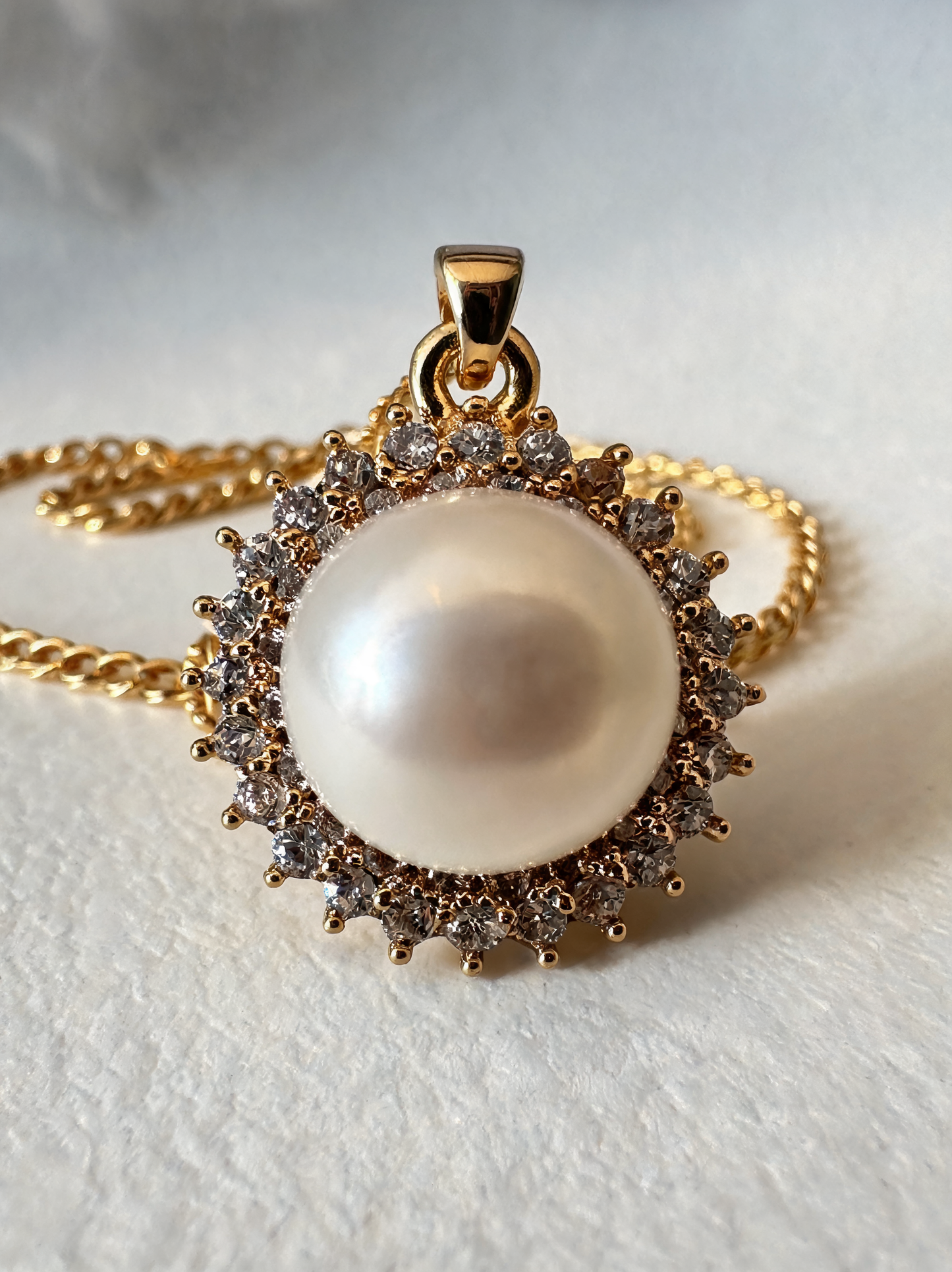 Lustre Halo